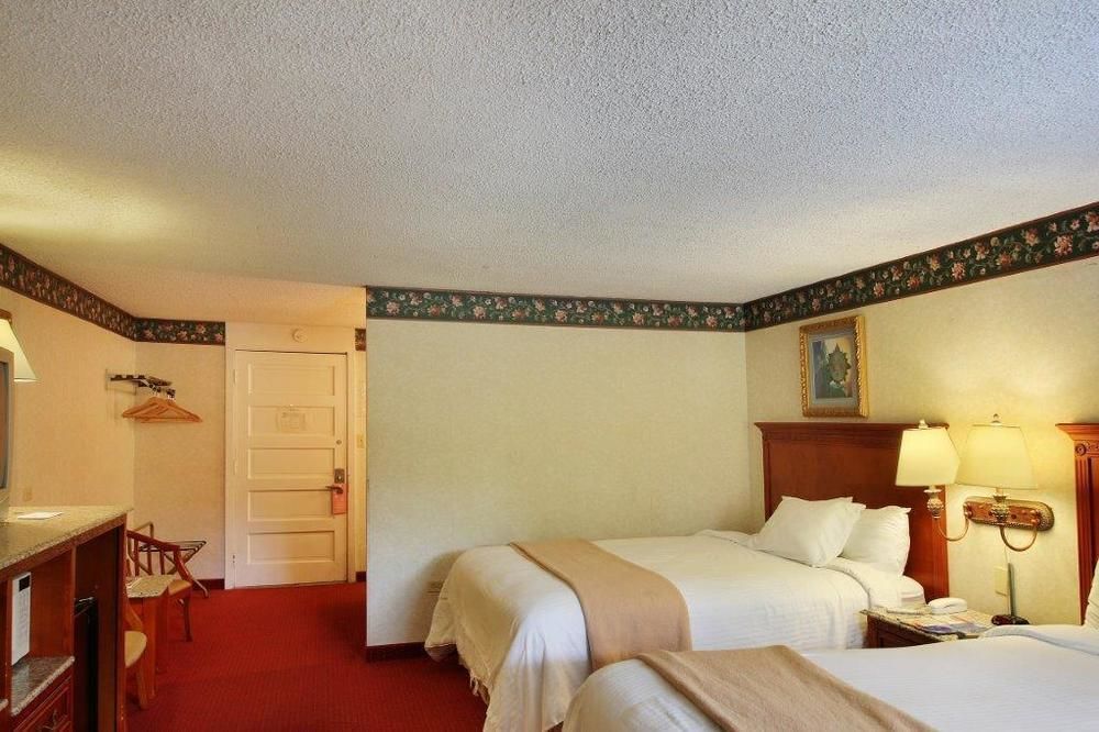 River Edge Inn Гатлинбург Экстерьер фото