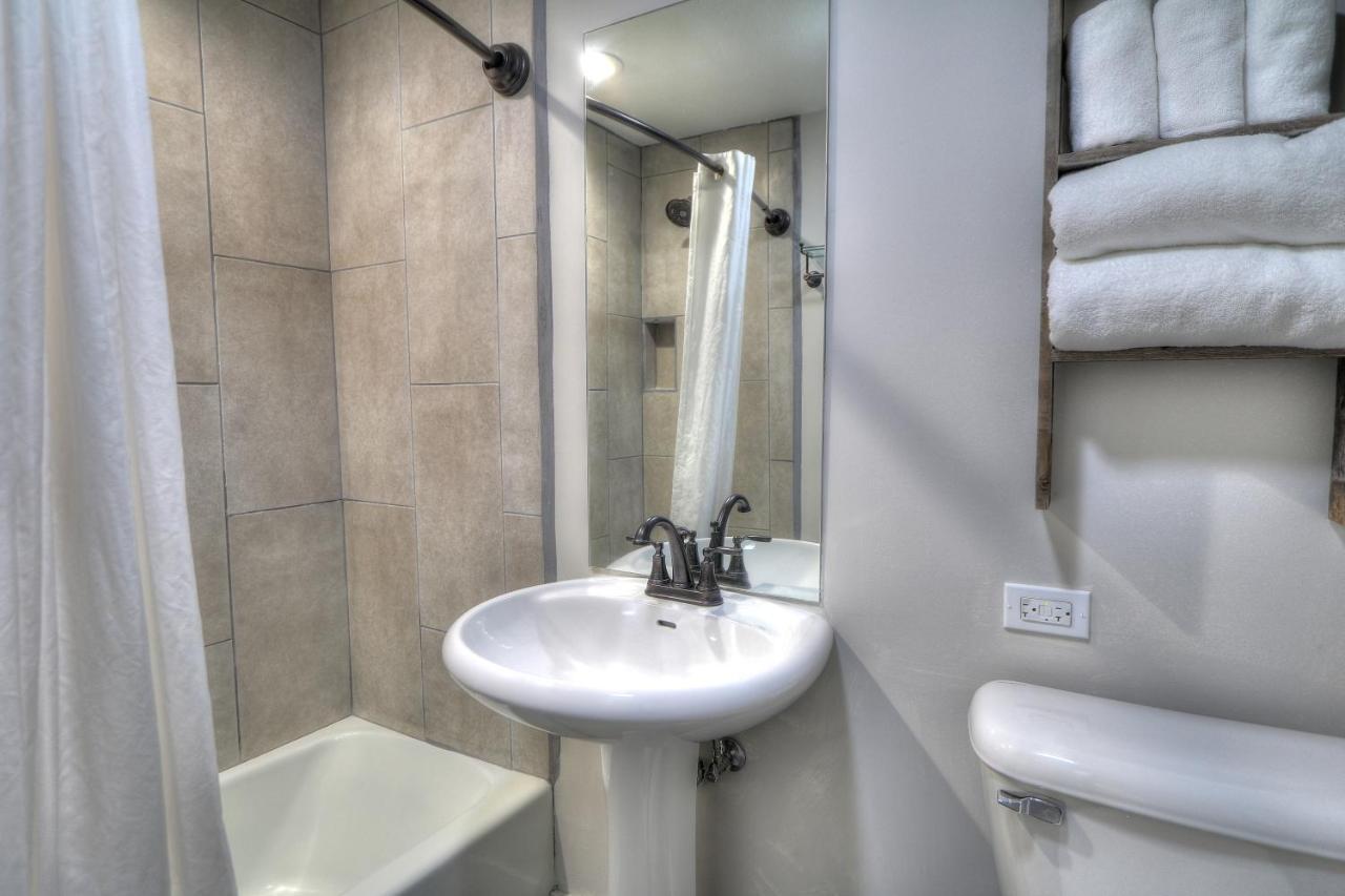 River Edge Inn Гатлинбург Экстерьер фото